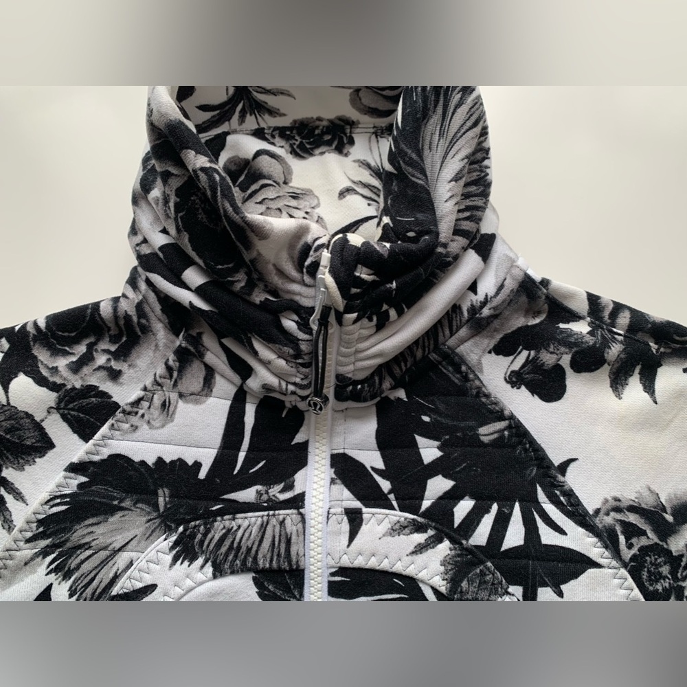 Rare Lululemon Calm & Cozy Jacket - Picture 6 of 14